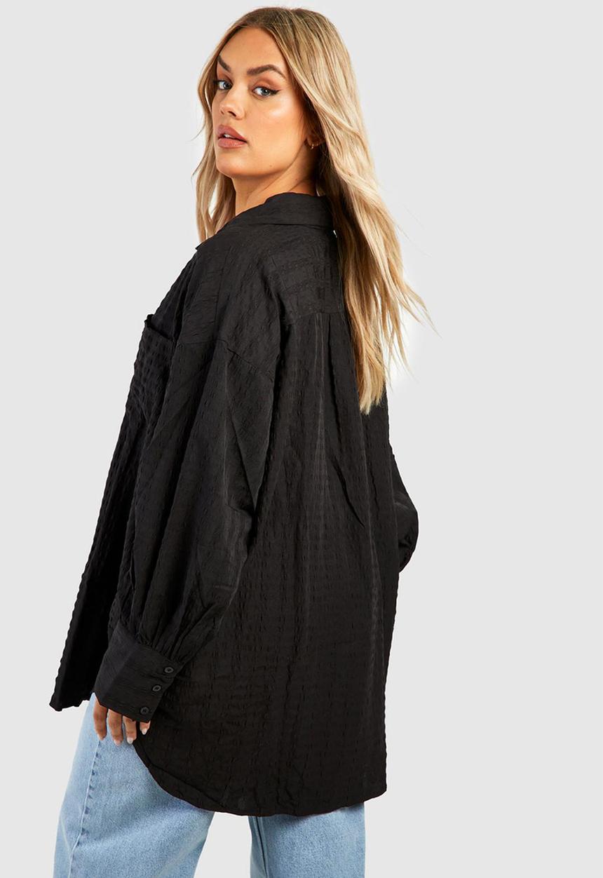 boohoo - Plus textured woven oversized shirt - black