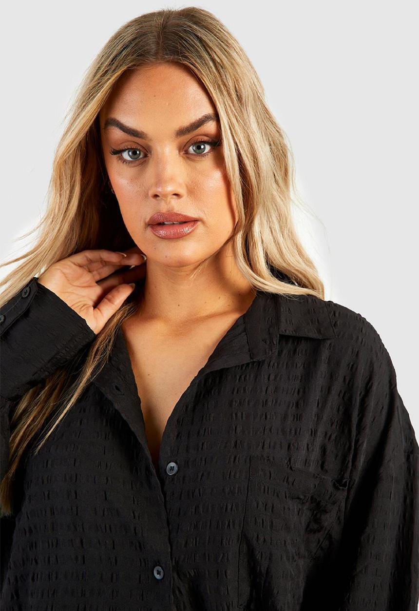 boohoo - Plus textured woven oversized shirt - black