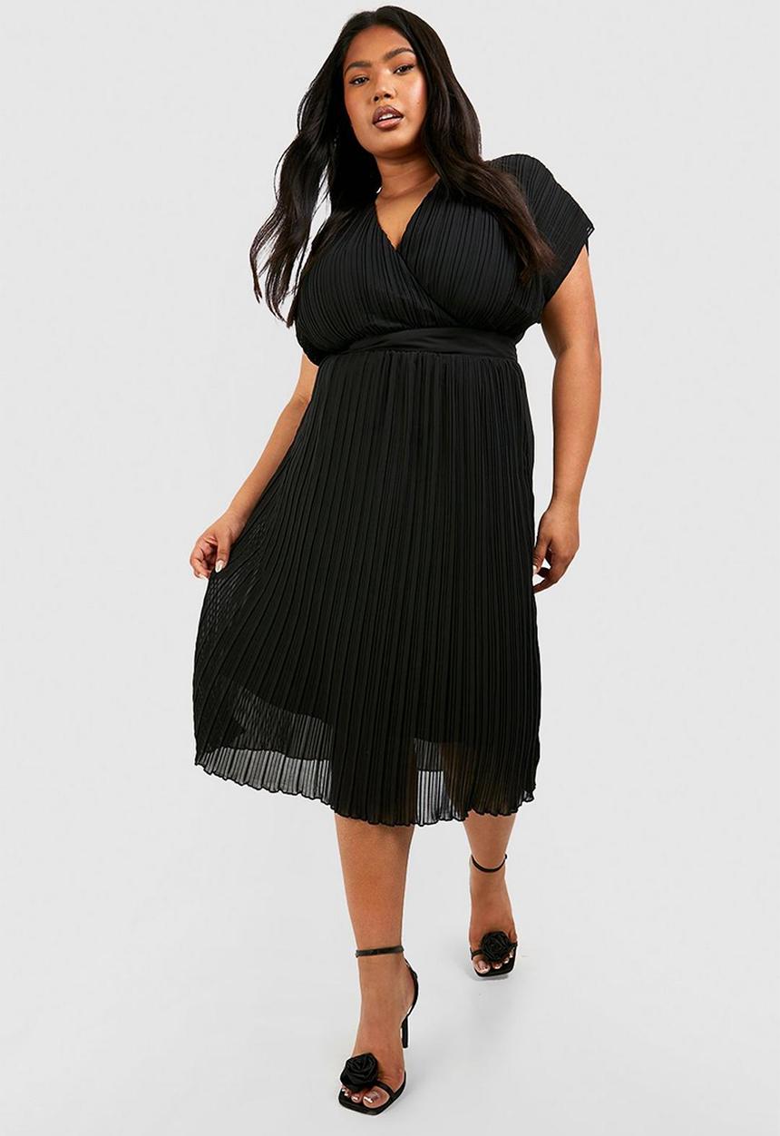 boohoo - Plus occasion pleated wrap midi dress - black