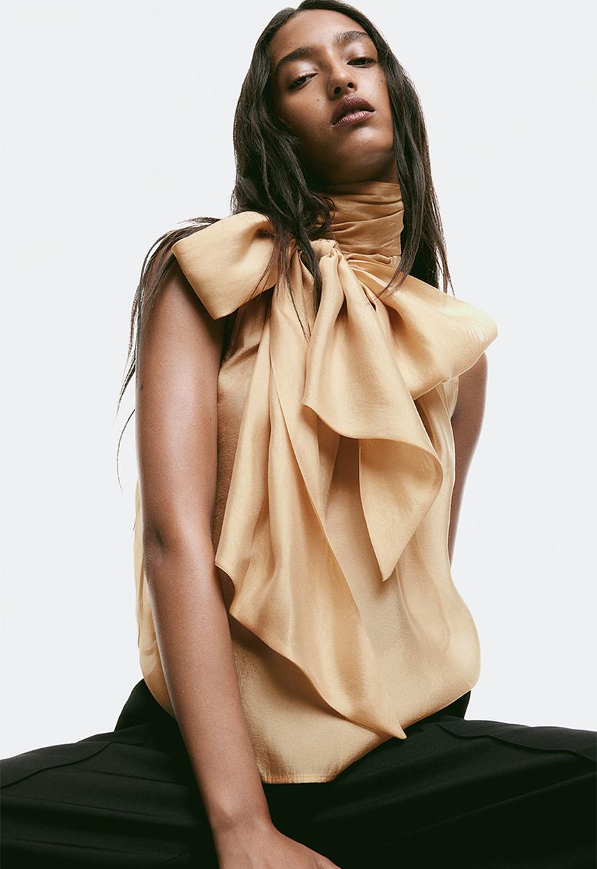 H&M - Sheer tie-neck blouse - beige