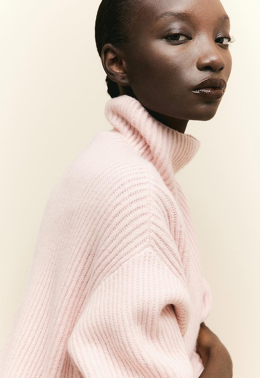 H&M - Rib-knit turtleneck jumper - light pink