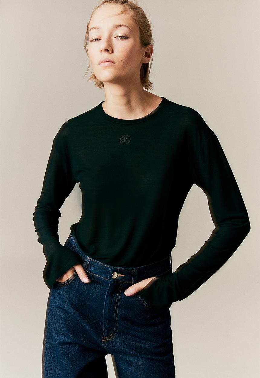 H&M - Textured viscose-blend top - black