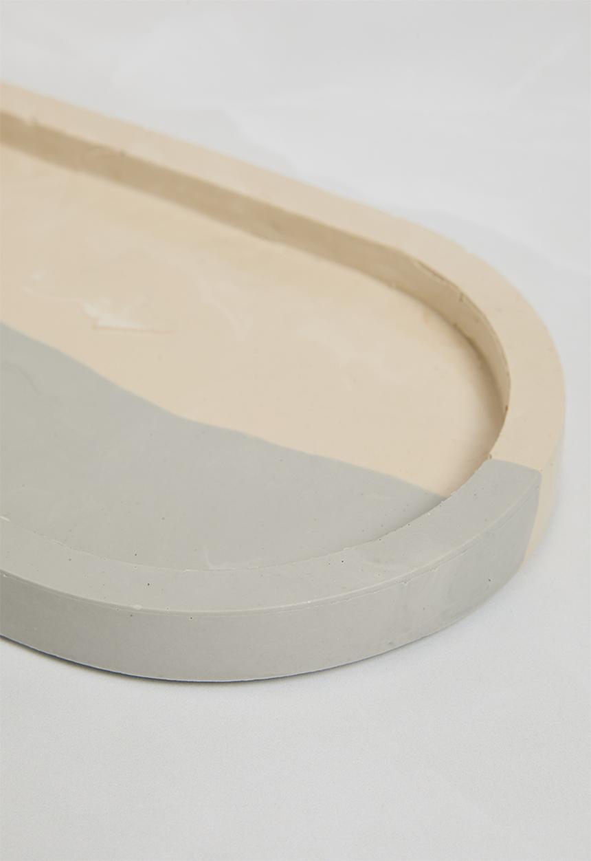 Terrazzo Home - Medium Oval Serving Board - Natural