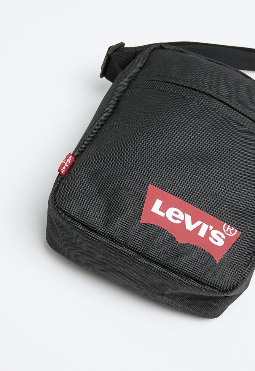Levi’s® - Mini crossbody solid red tab - black