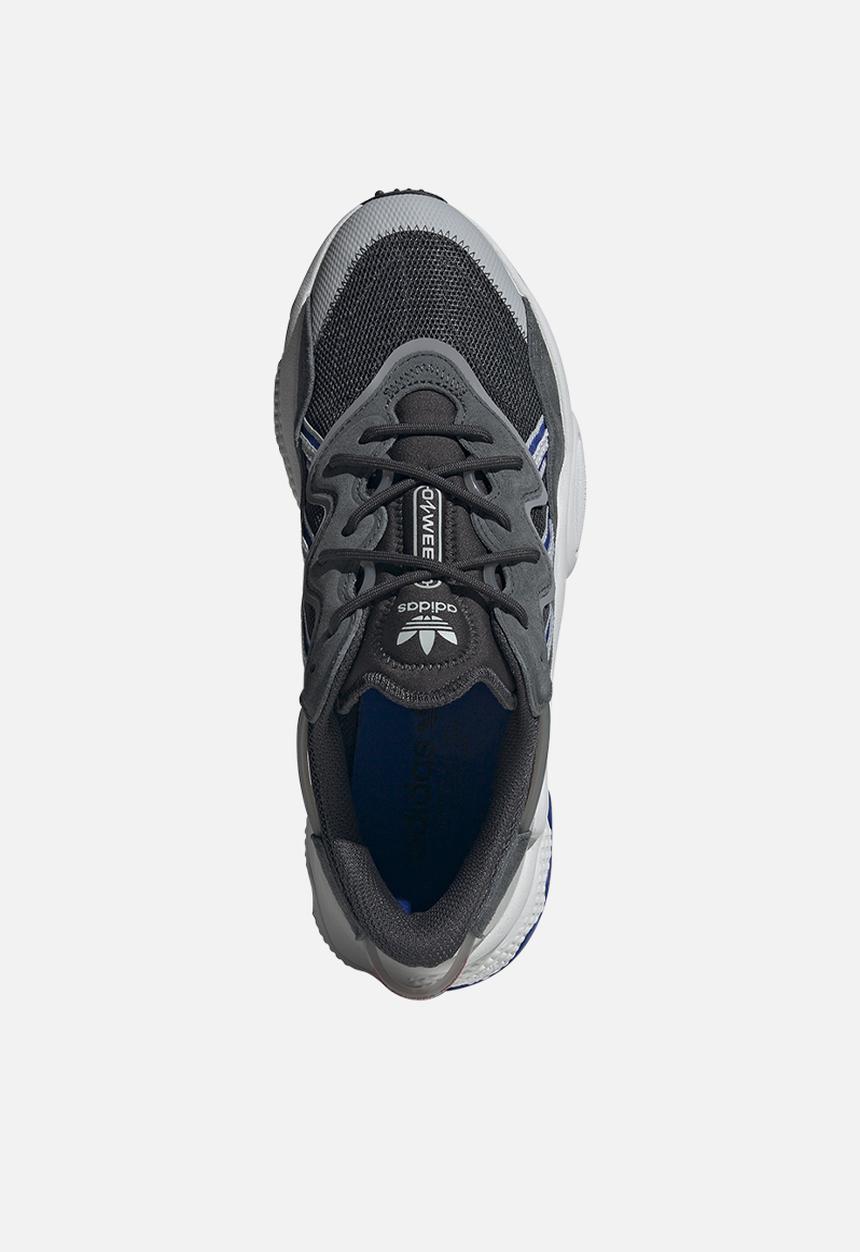 adidas Originals - Ozweego - carbon/grey two/silver met.