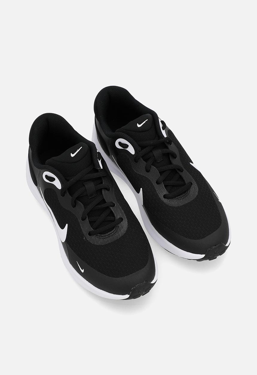 girls nike revolution trainers