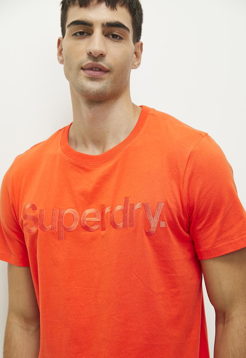Superdry. - Tonal embroidered logo T-shirt - flare orange