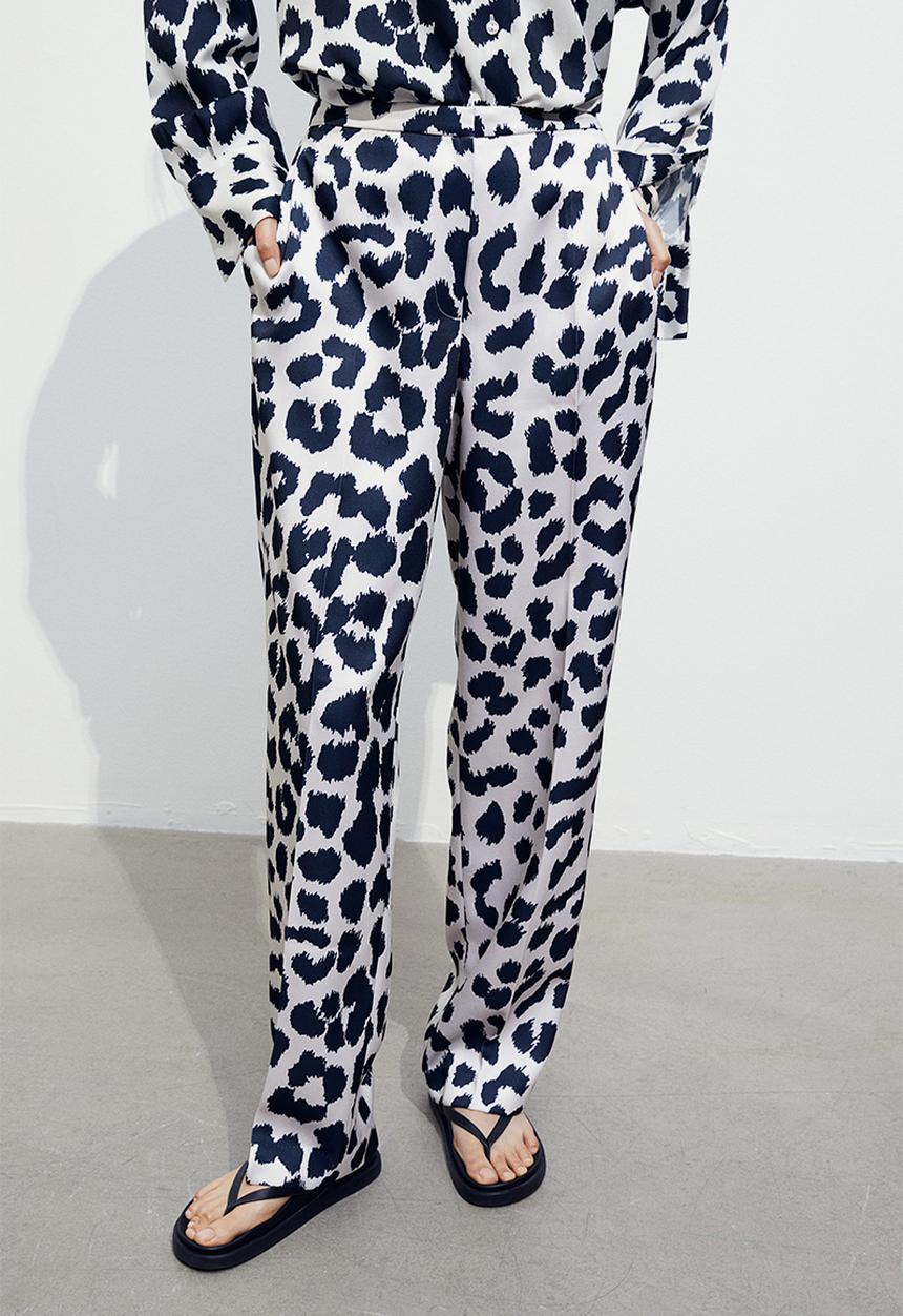 H&M - Straight trousers - white & black 