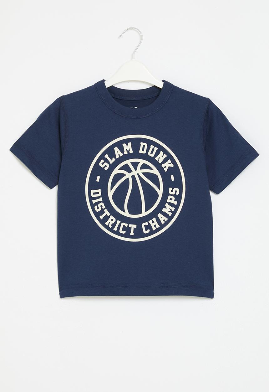 Cotton On - Jonny short sleeve print tee - in the navy/slam dunk district champs