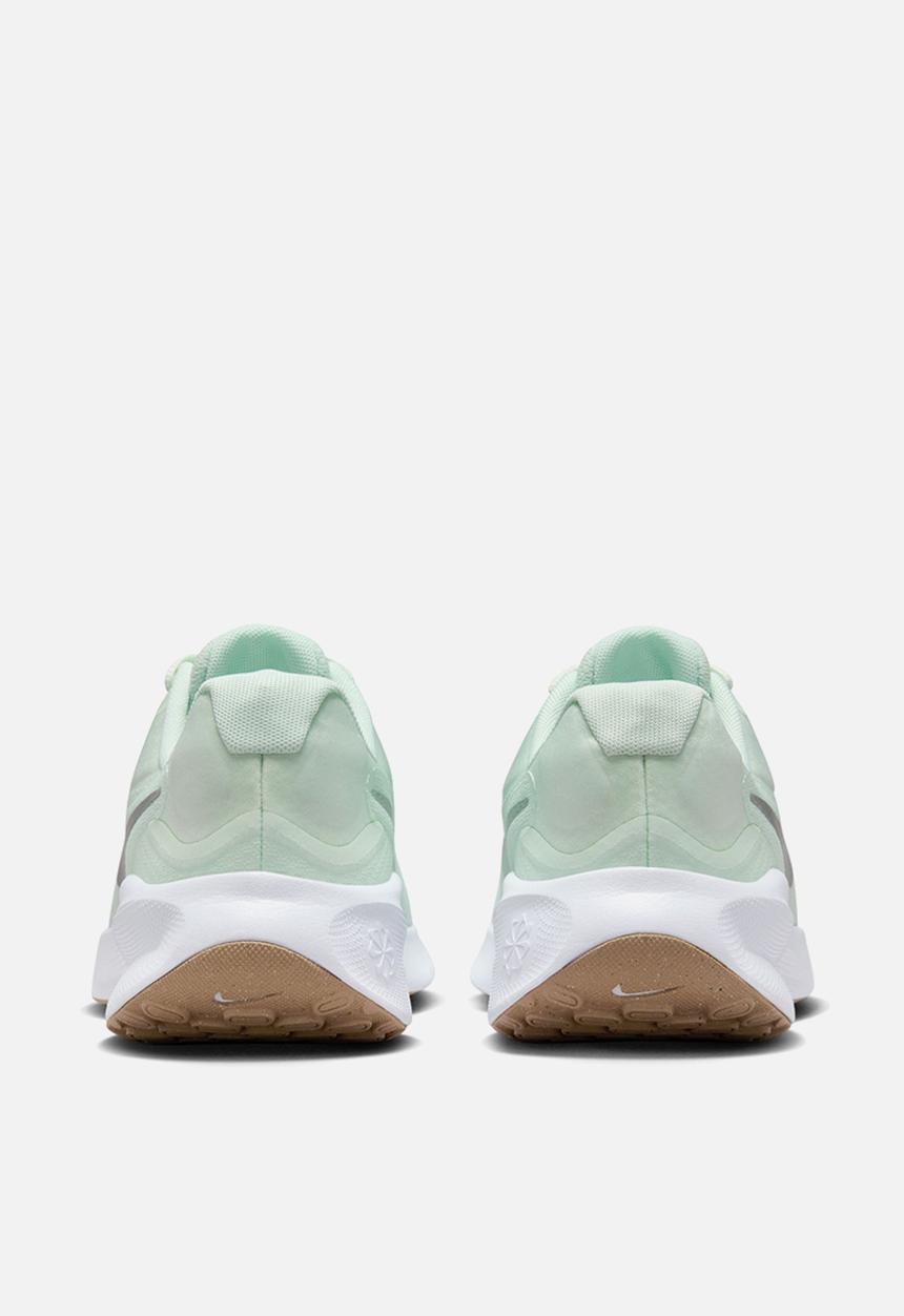 Nike - Nike Revolution 7