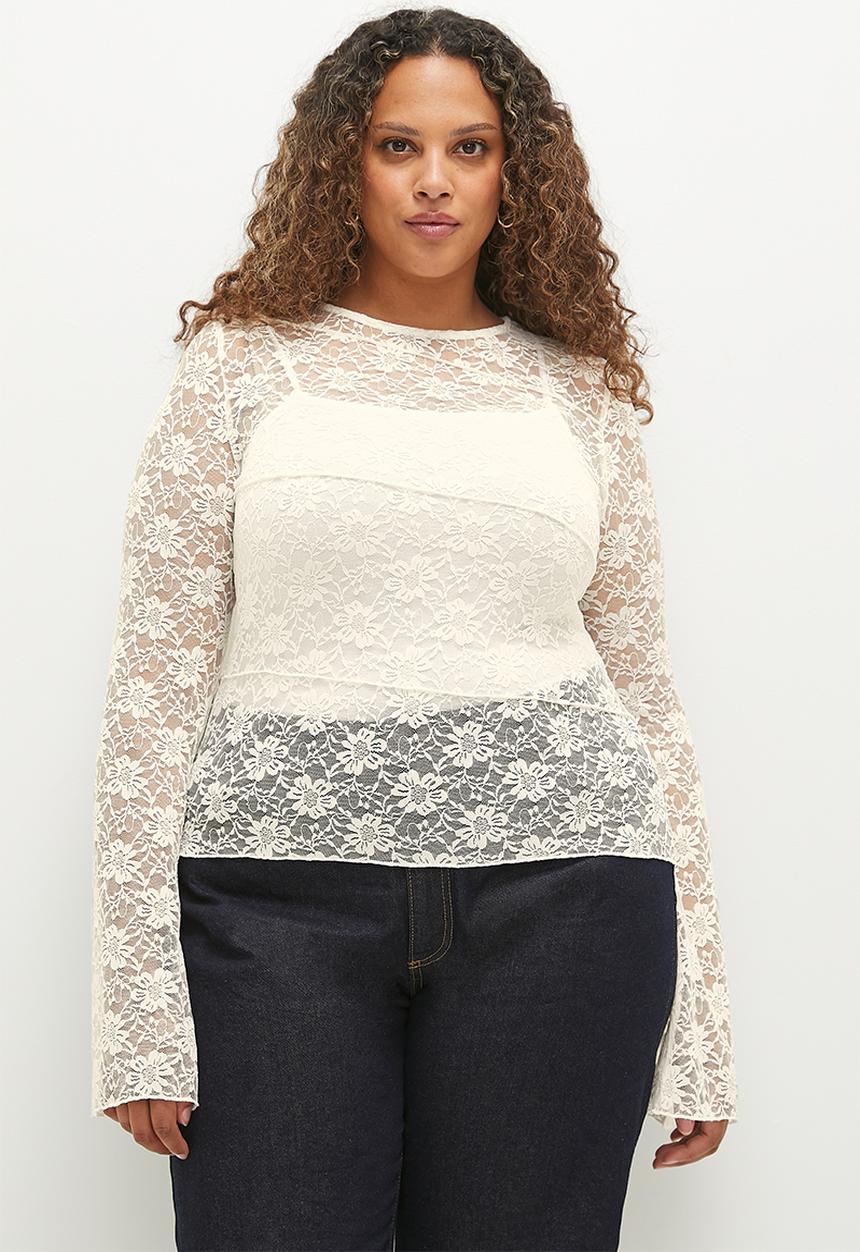 Cotton On - Plus Shae Spliced Lace Long Sleeve Top - Cream