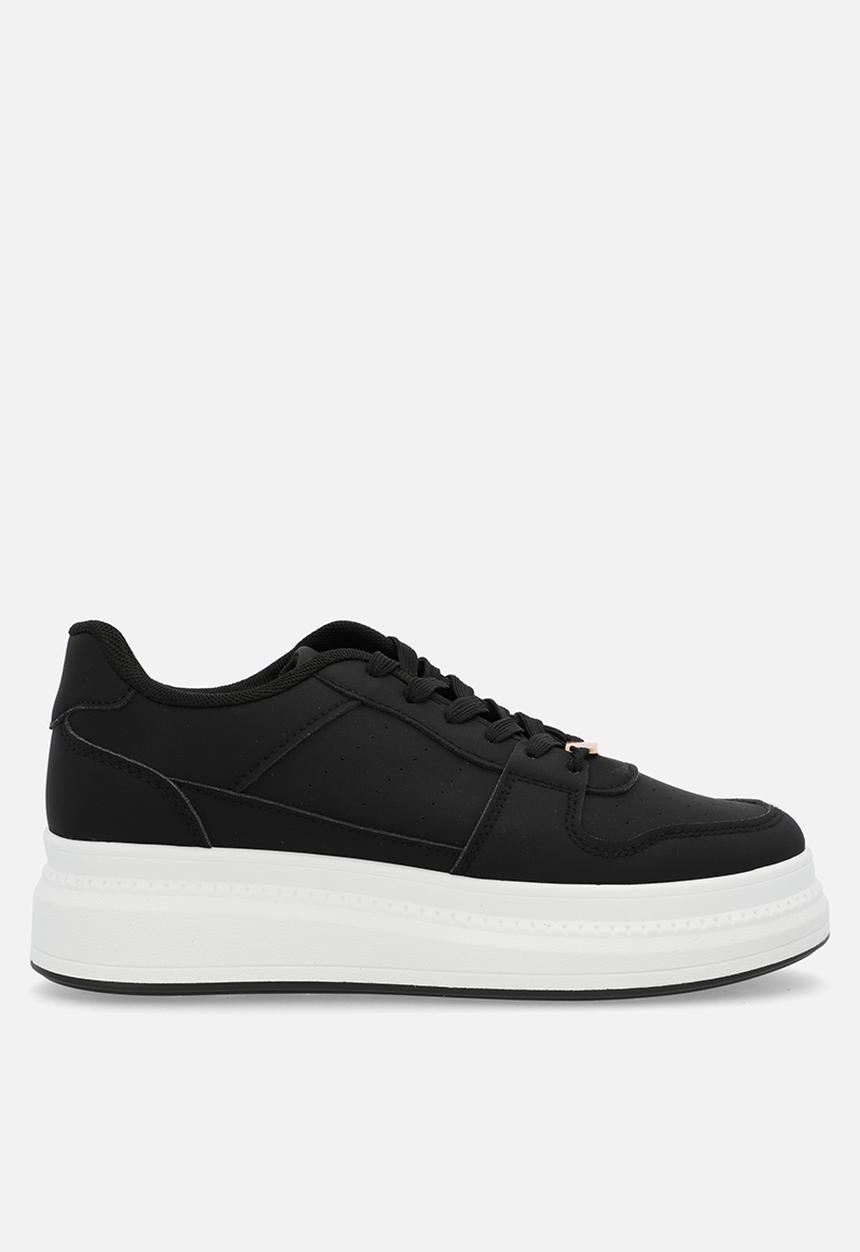 Superbalist - Alana lace-up sneaker - black