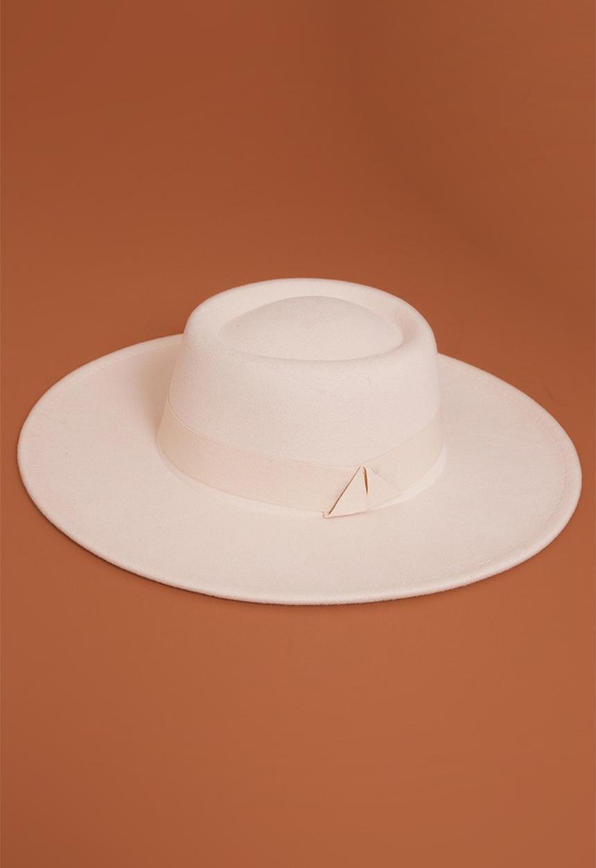 PrettyLittleThing - Wide brim ribbon fedora hat - cream