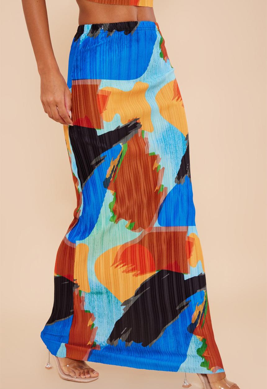PrettyLittleThing - Blue abstract print plisse maxi skirt - blue