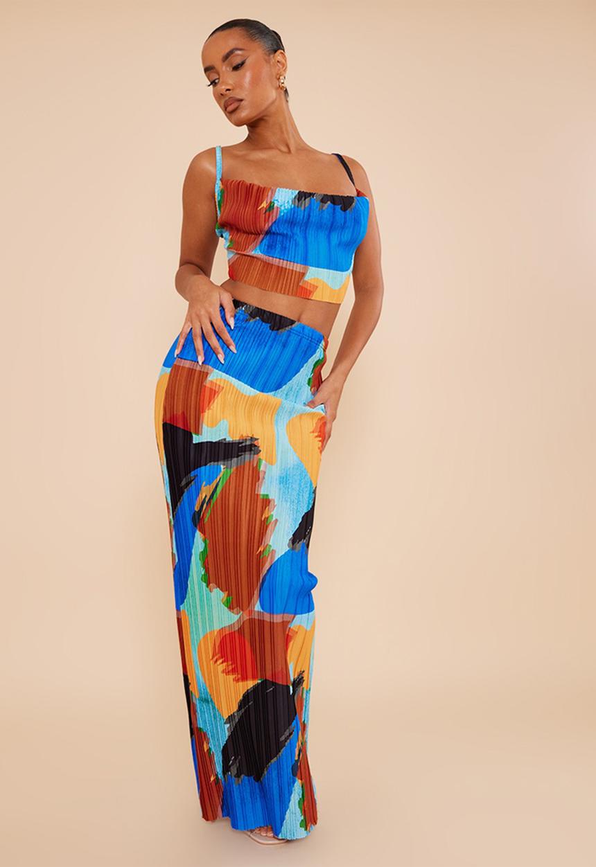 PrettyLittleThing - Blue abstract print plisse maxi skirt - blue