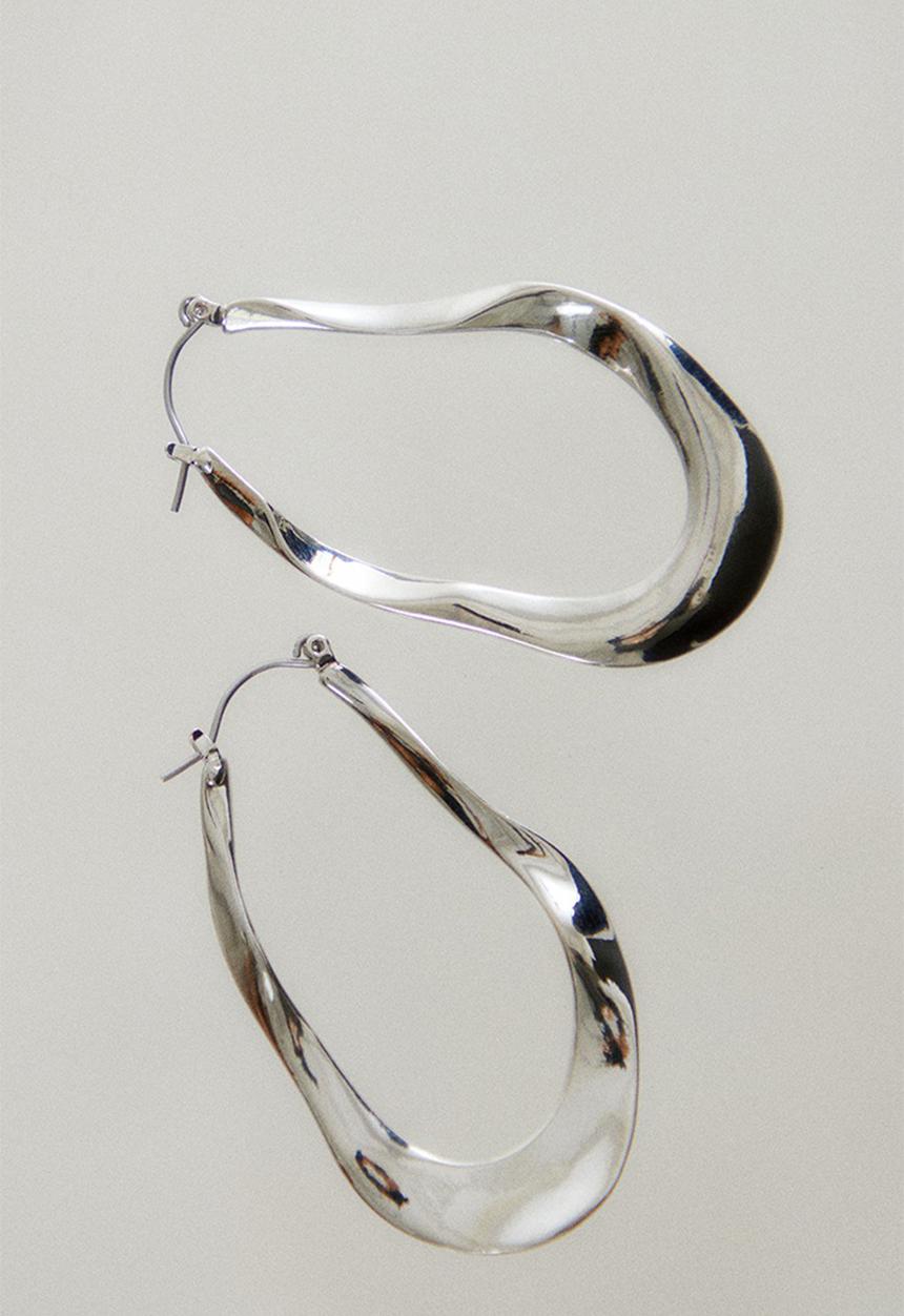 PrettyLittleThing - Abstract long hoop earrings - silver