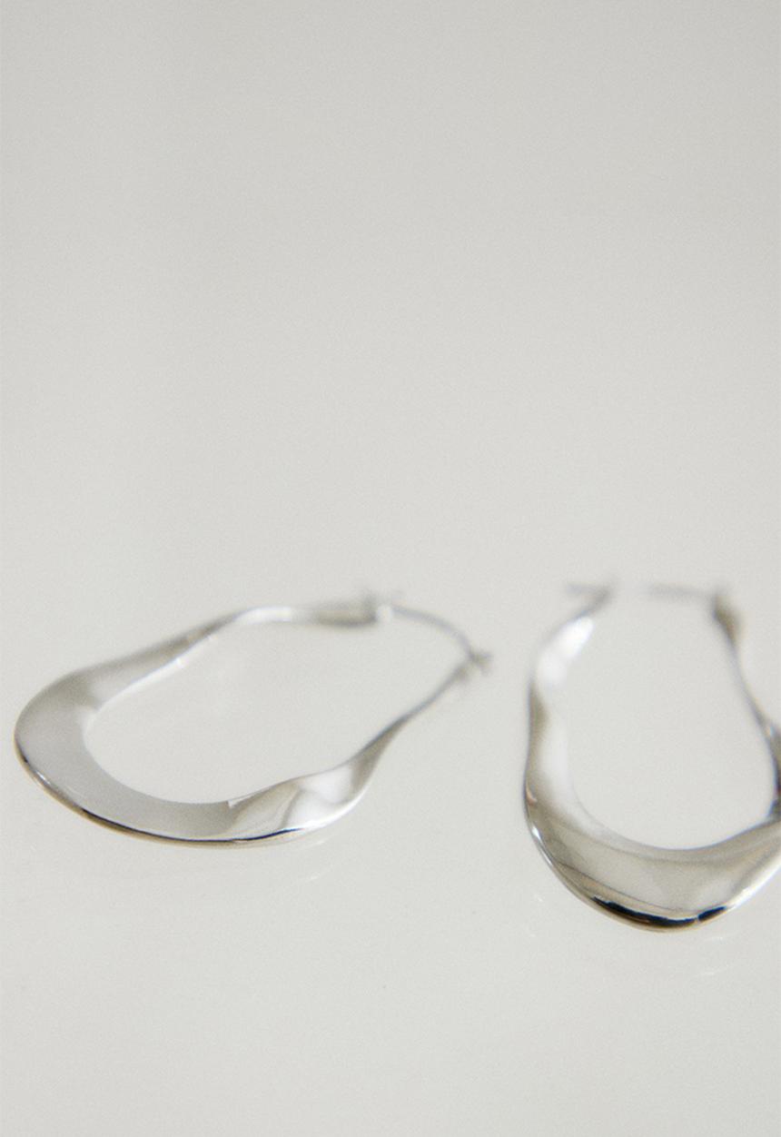 PrettyLittleThing - Abstract long hoop earrings - silver