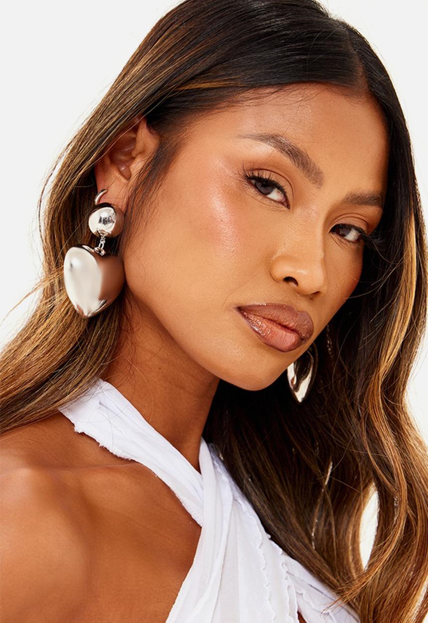 PrettyLittleThing - Silver 3d heart statement earrings - silver