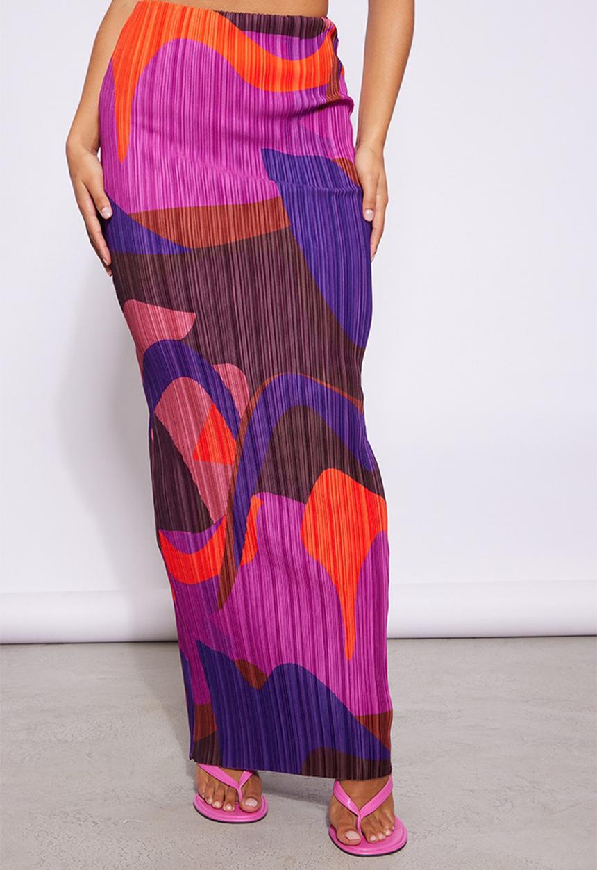PrettyLittleThing - Pink print plisse maxi skirt - pink