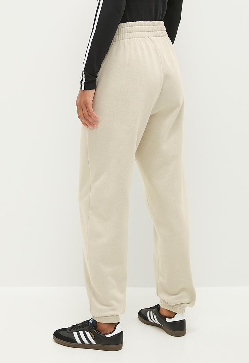 adidas Originals - Relaxed Jogger W - Putty Grey