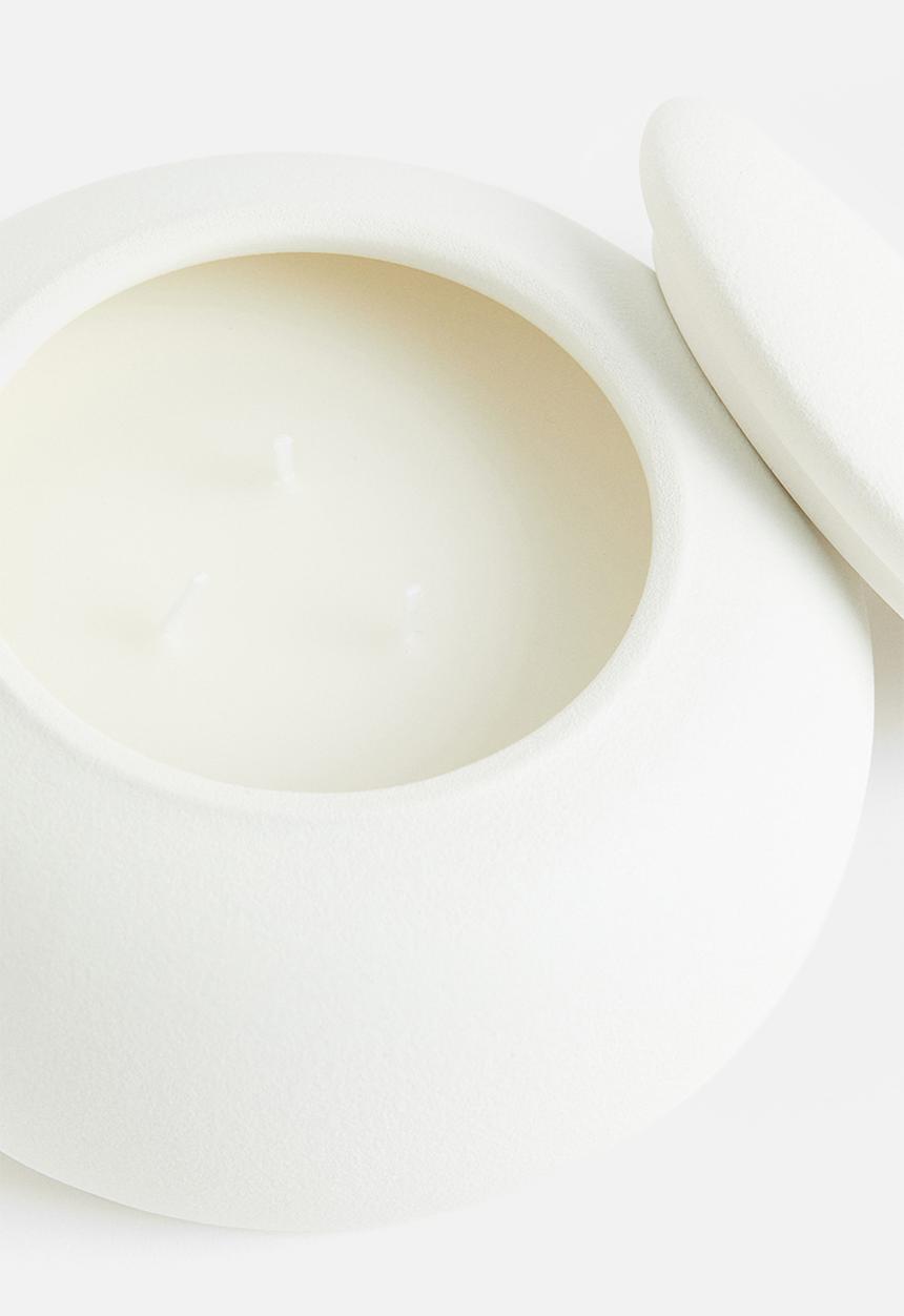 H&M - Scented candle in a stoneware holder - white/salted sea