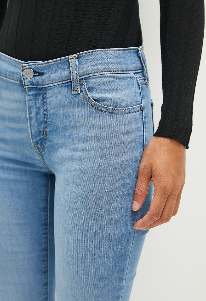 Levi’s® - 710 Super Skinny Za - And Just Like That