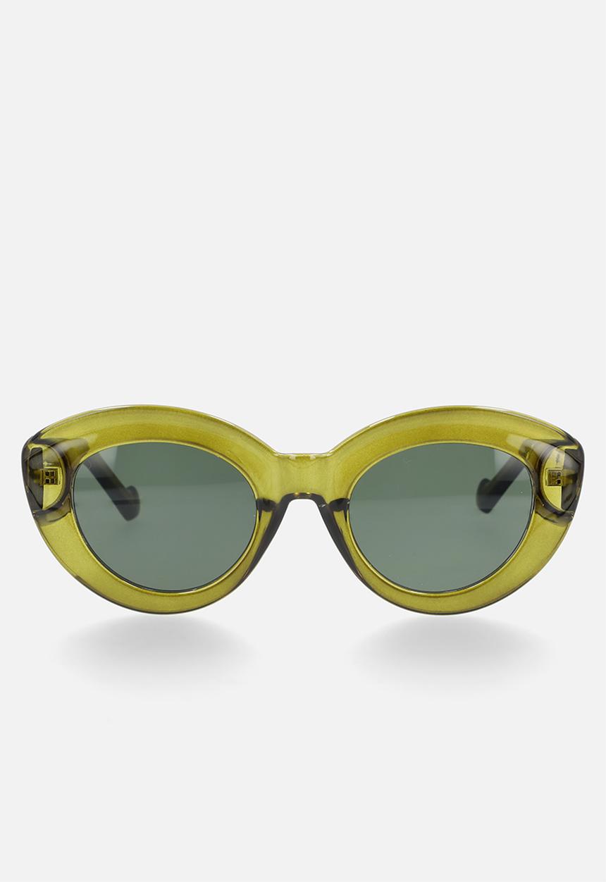 Superbalist - Millie cat-eye sunglasses - green