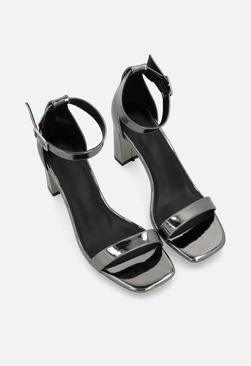 Cotton On - Matilda ankle strap block heel - chrome metallic 