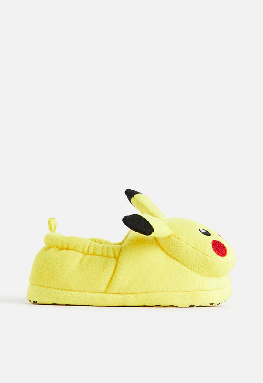 H&M - Soft slippers - yellow & pokémon