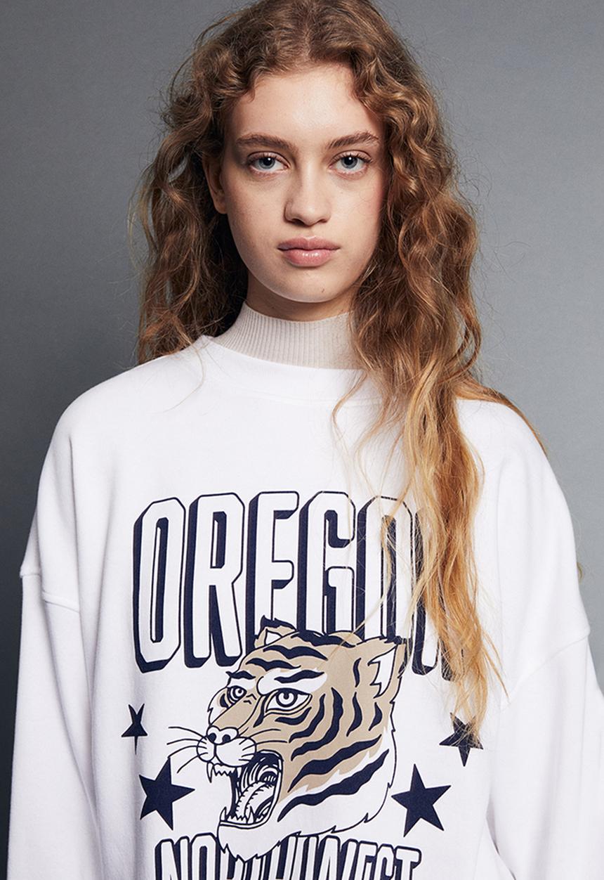 H&M - Oversized motif-detail sweatshirt - white/oregon