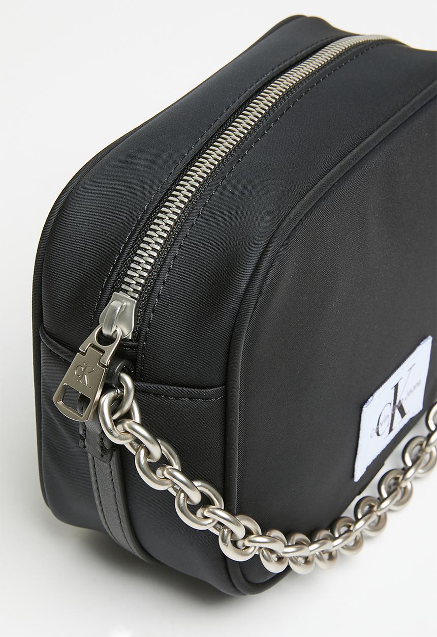 Calvin Klein - Nylon chain camera bag18 - black