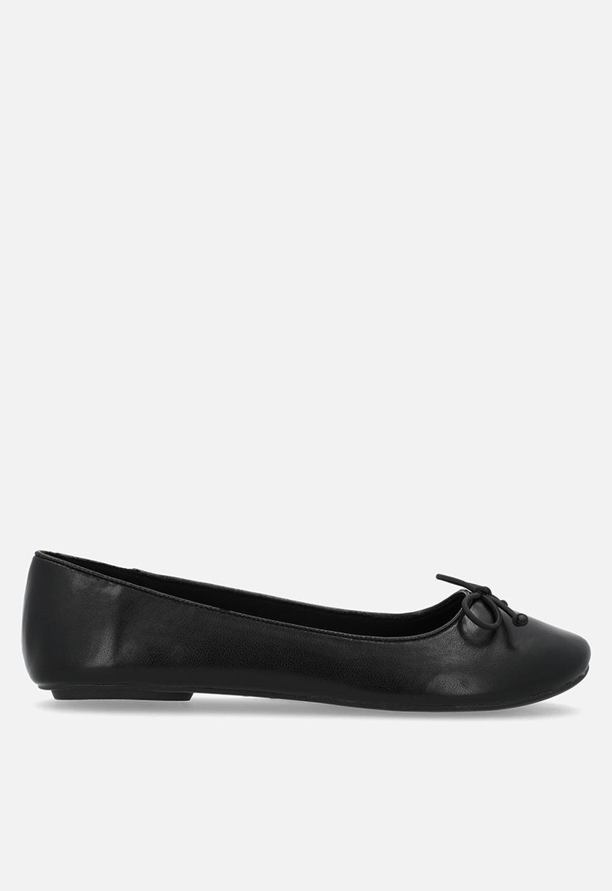 Call It Spring - Gyzelle pump - black