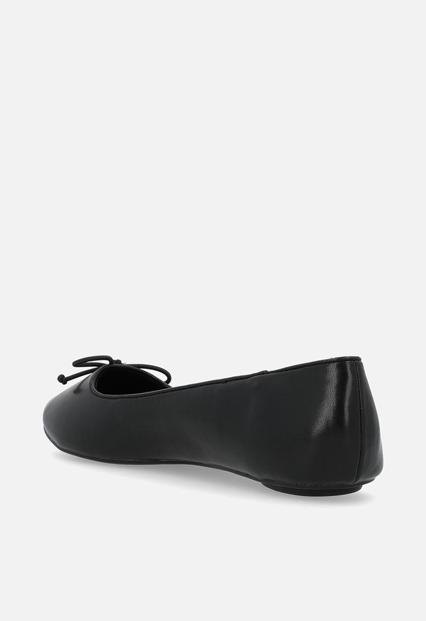Call It Spring - Gyzelle pump - black