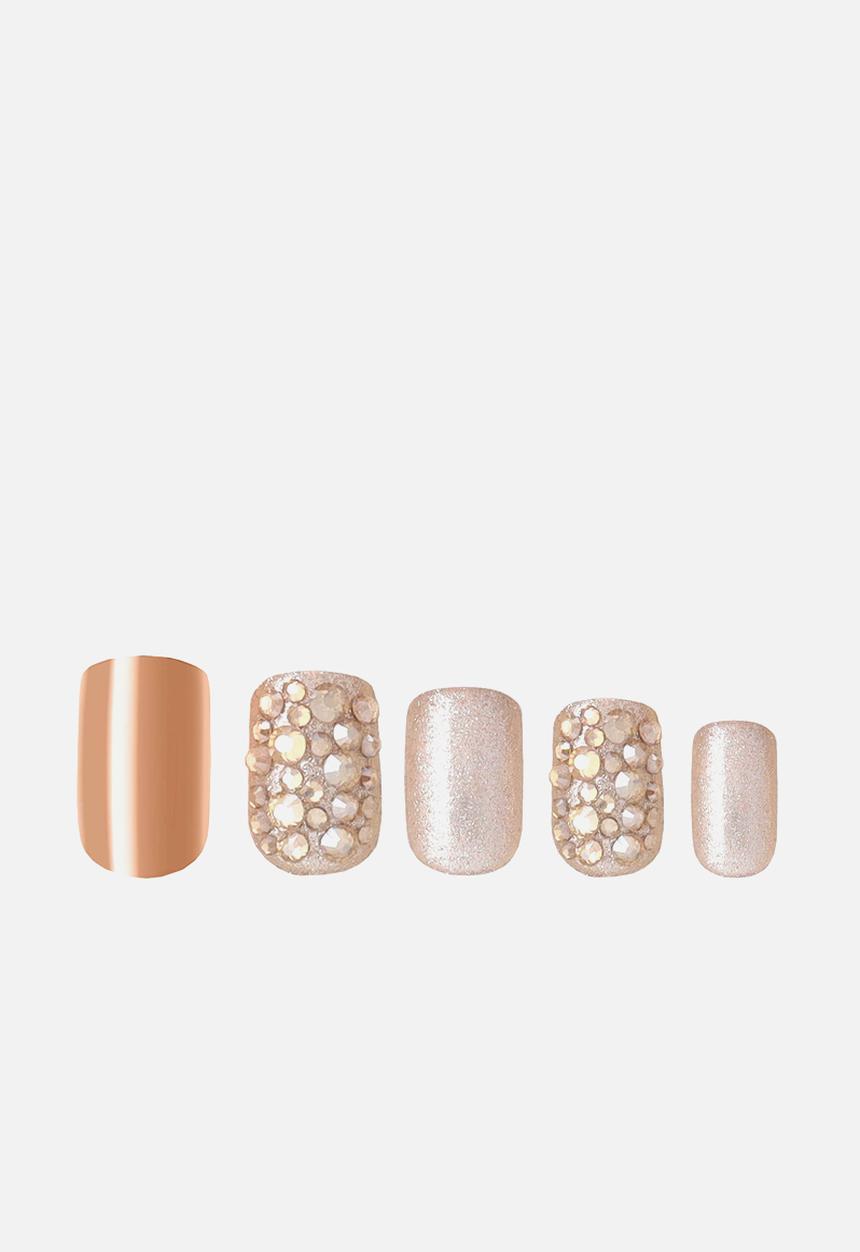 W7 Cosmetics - Glamorous Nails - Be Dazzled