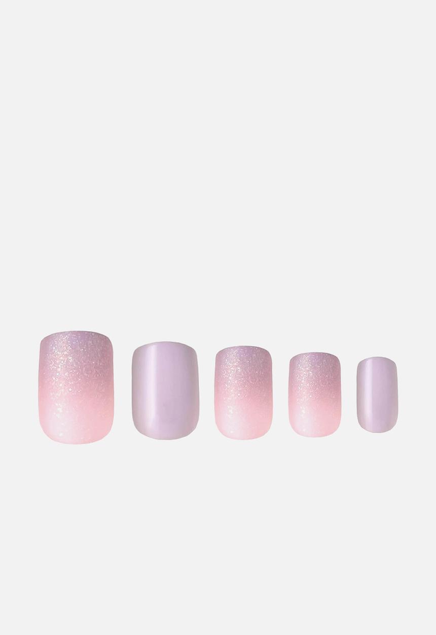 W7 Cosmetics - Glamorous Nails - Glitzy Affair