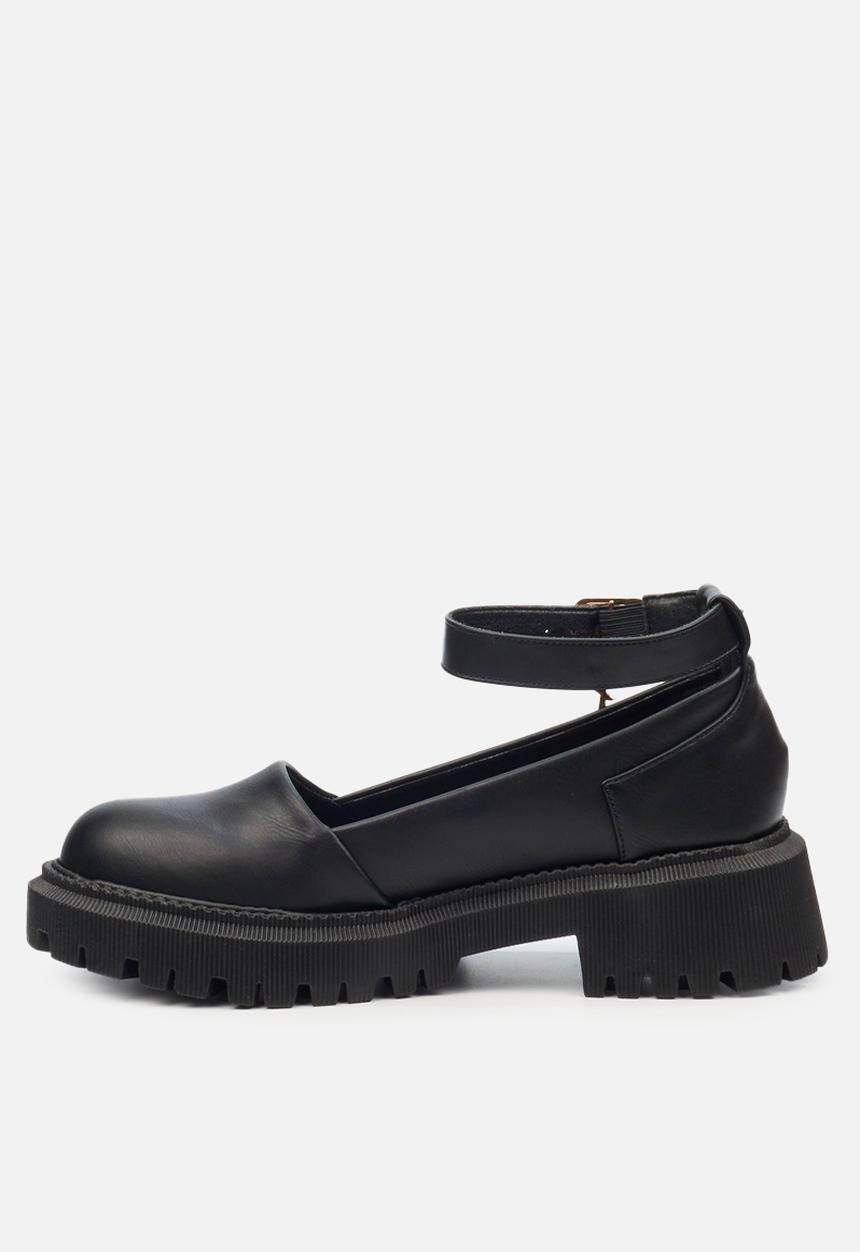 Rock & Co - Chainz 10 ankle tie loafer - black