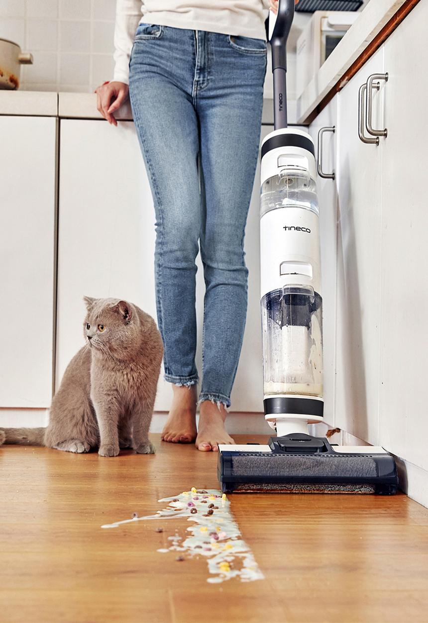 Tineco - iFloor Breeze  –  Wet Dry Vacuum Cordless Floor Washer & Mop