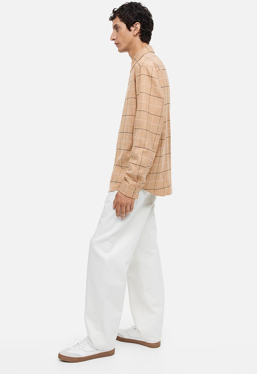 H&M - Regular fit flannel shirt - beige checked 