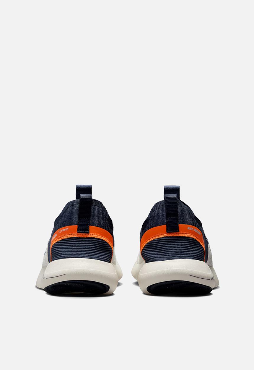 Nike - Nike Free RN NN