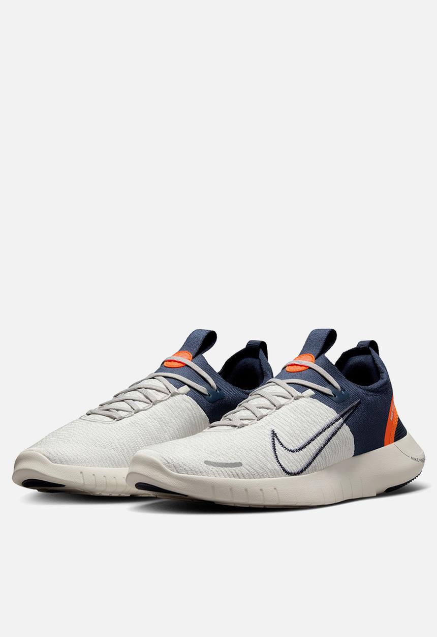 Nike - Nike Free RN NN