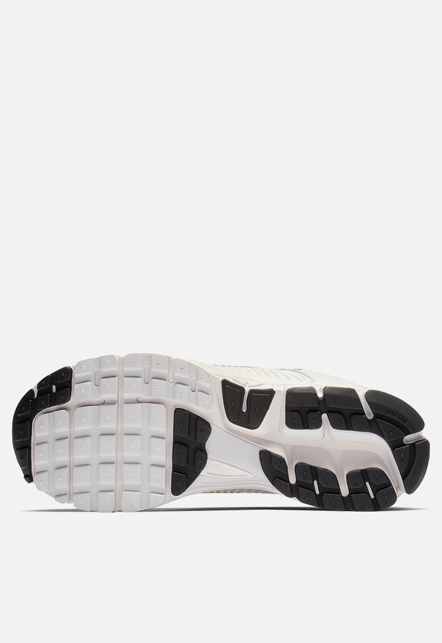 Nike - Nike Zoom Vomero 5 SP