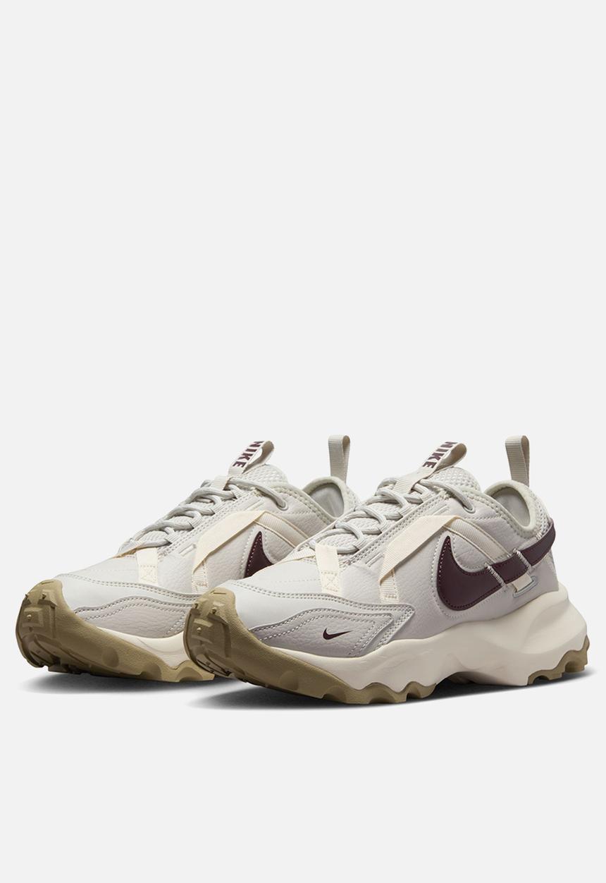 Nike - Nike TC 7900