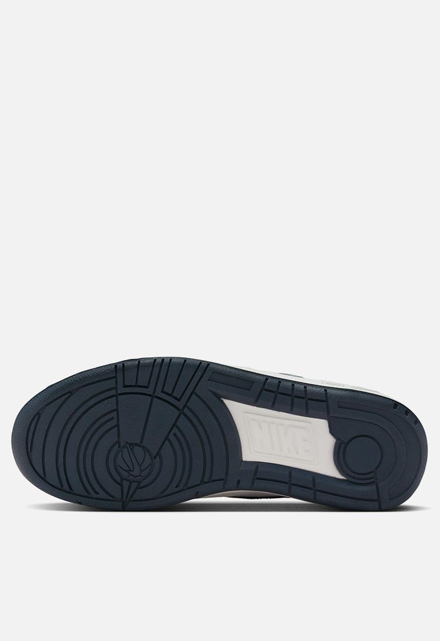 Nike - Nike Full Force Lo