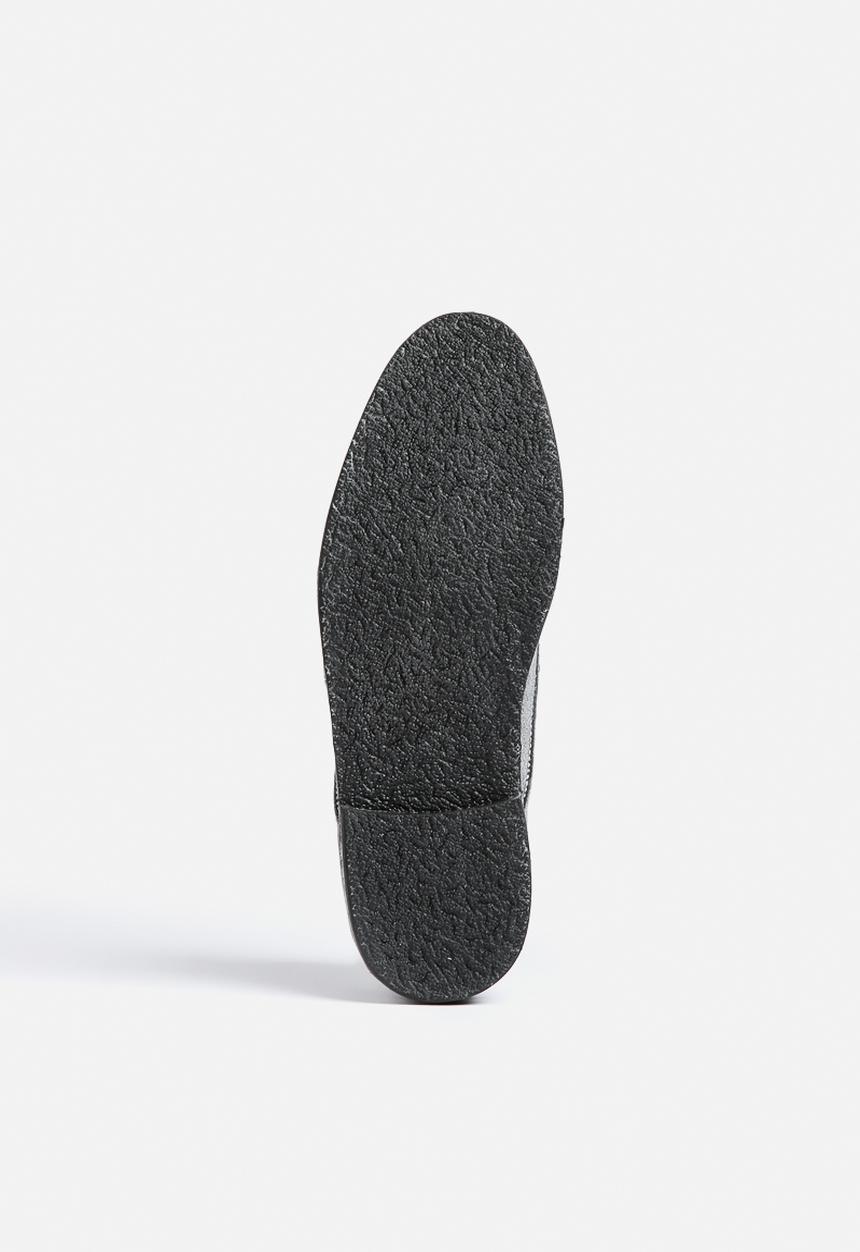 Steve Madden - Stannis