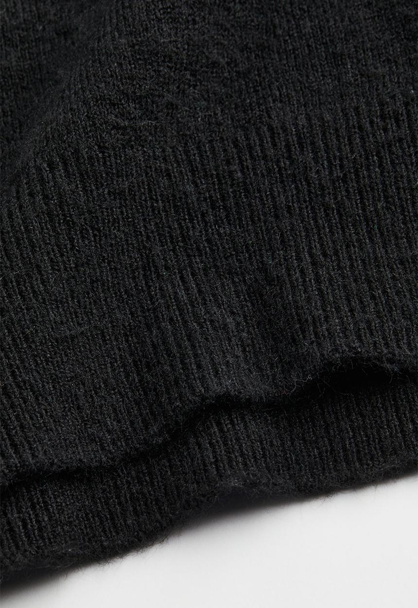 H&M - Knitted jumper - black