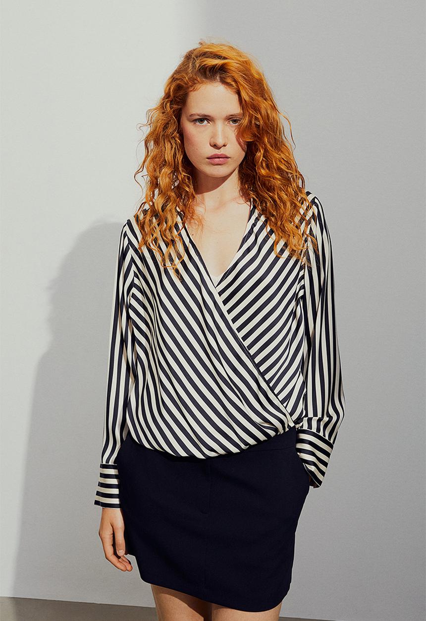 H&M - Wrapover satin blouse - black striped