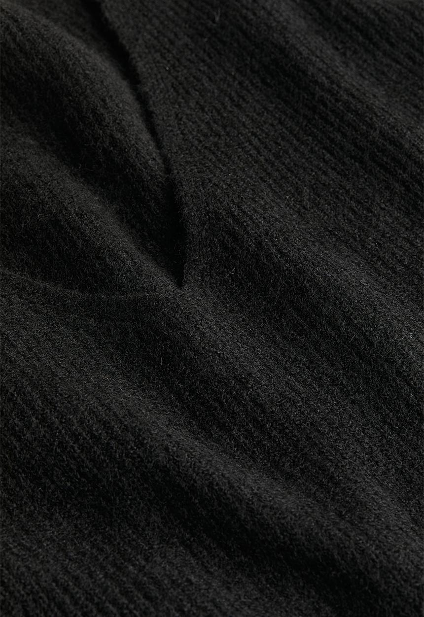 H&M - V-neck jumper - black