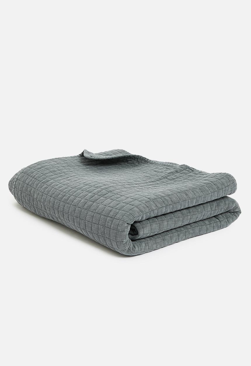 Sixth Floor - Cotton Stone Wash Bed Quilt - Charcoal