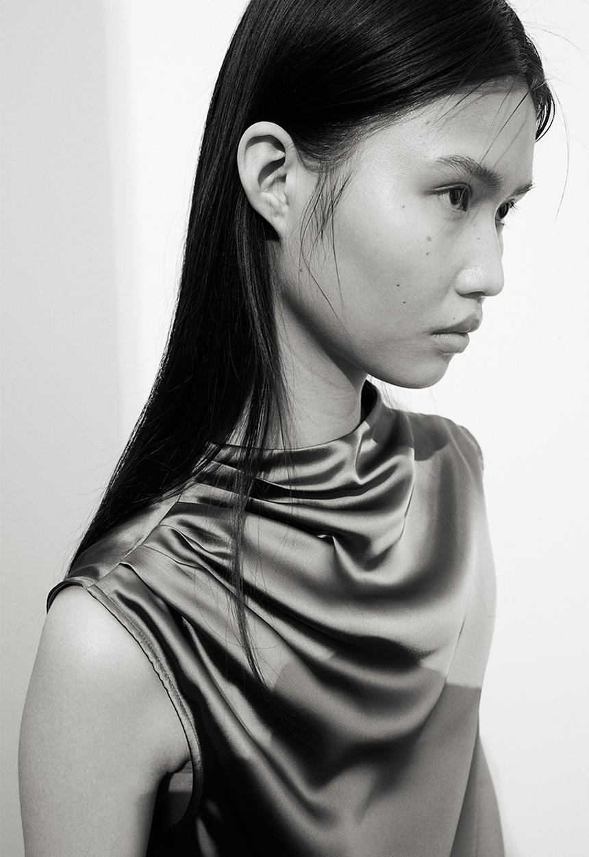 H&M - Draped satin blouse - grey