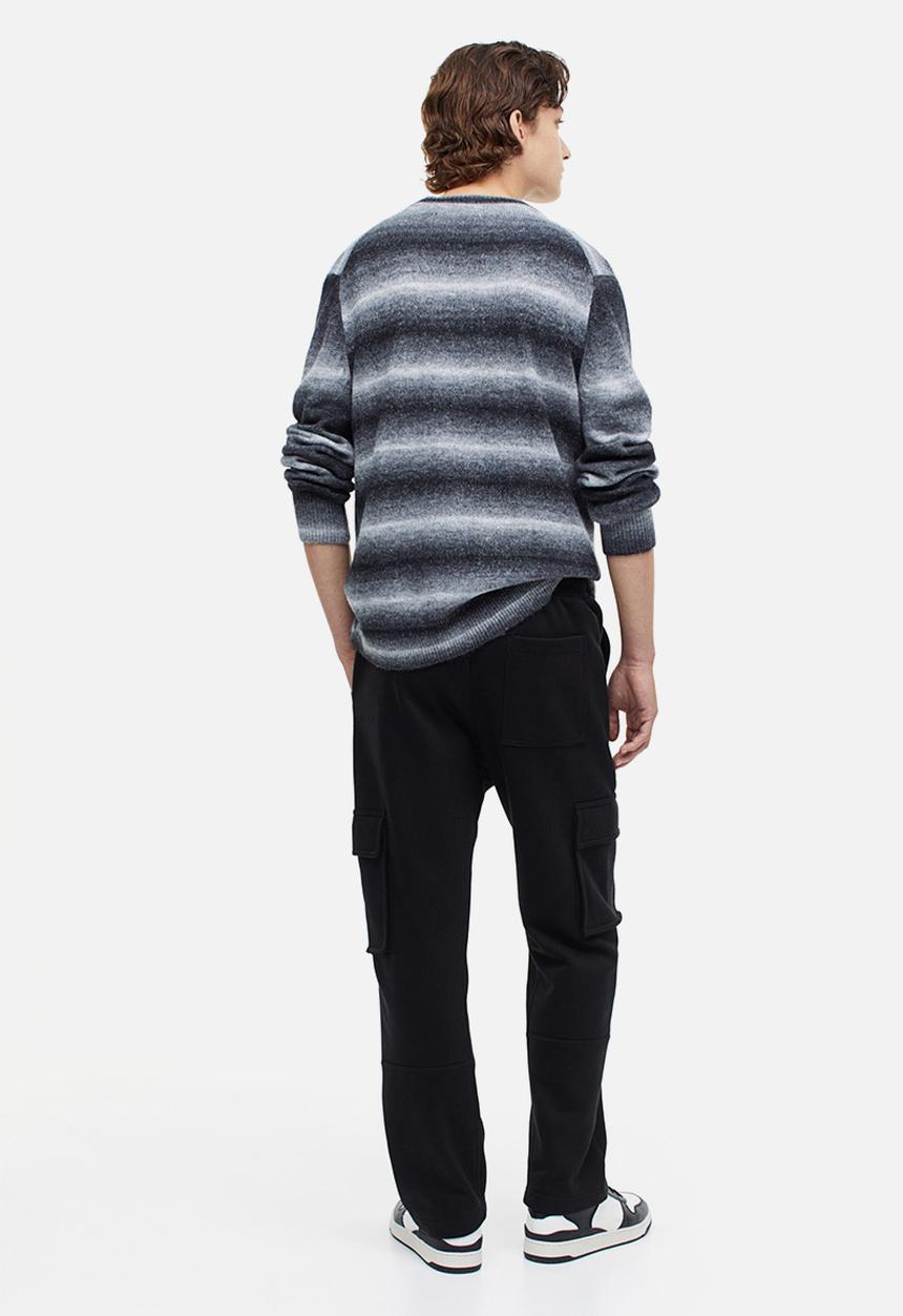 H&M - Relaxed fit cargo joggers - black